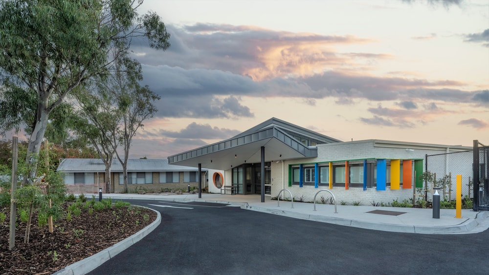 Front of QEC Noble Park Centre